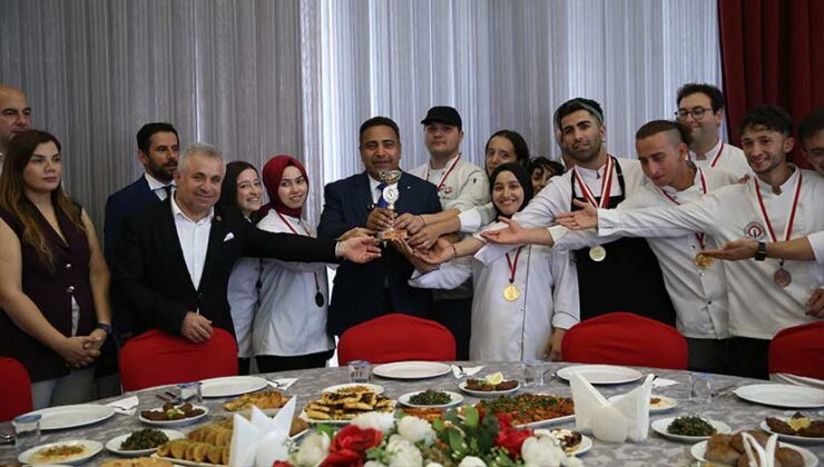 İskenderun’da Türk Mutfağı Haftası’nda Yöresel Lezzetler Tanıtıldı