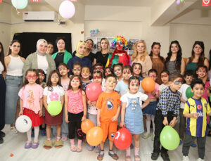 Antakya’da Ana Sınıfı Öğrencilerine Renkli Yüz Boyama Etkinliği