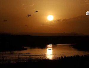 Van Gölü’nde Gün Batımı Büyüledi