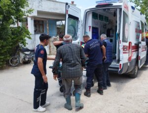 Hatay Defne’de Kuyuya Düşen 91 Yaşındaki Adam İtfaiye Ekipleri Tarafından Kurtarıldı