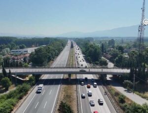 Anadolu Otoyolu’nda Bayram Tatili Hareketliliği Yoğunlaşıyor