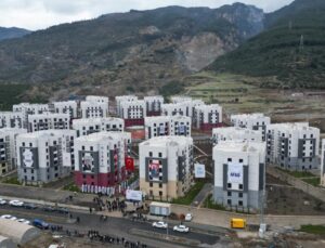 İskenderun ve Kırıkhan’da 256 Deprem Konutunun Hak Sahipleri Belli Oldu