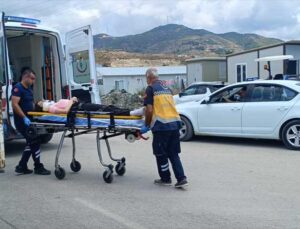 Samandağ’da Otomobille Çarpışan Motosiklette 1 Kişi Yaralandı