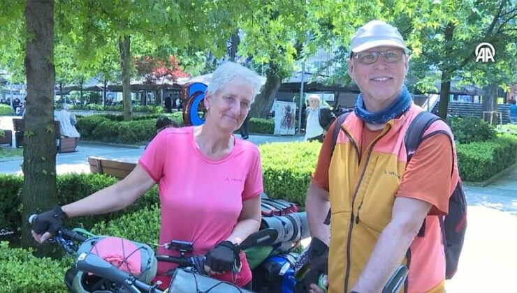 Türkiye’yi Bisikletle Gezen Alman Çift 1400 Kilometreyi Geride Bıraktı