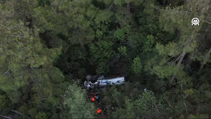 Bursa’da Yangın Bölgesine Su Taşıyan Tanker Devrildi: 1 Kişi Hayatını Kaybetti