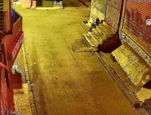 Beyoğlu’nda Patlama Sonrası Bina Çöktü: Ekipler Olay Yerinde