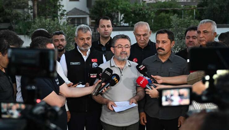 Bakan Yumaklı’dan Hatay’daki Yangına İlişkin Açıklama: “Teyakkuz Halindeyiz”