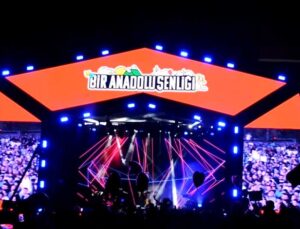 Bengü, “Bir Anadolu Şenliği” Kapsamında Hakkari’de İlk Kez Sahne Aldı