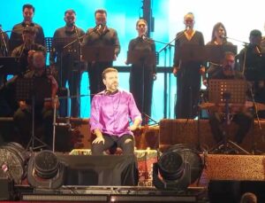 Dünyaca ünlü besteci ve müzisyen Sami Yusuf, İstanbul’da konser verdi