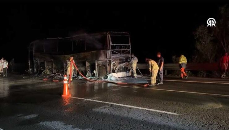 Ankara’da Seyir Halindeki Yolcu Otobüsü Alev Aldı: 36 Yolcu Tahliye Edildi