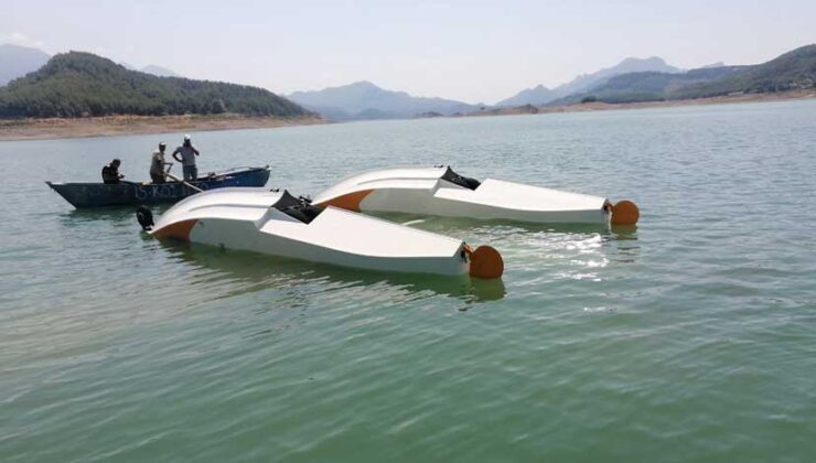 Burdur’da Eğitim Uçağı Baraja İndi: İki Pilot Balıkçılar Tarafından Kurtarıldı