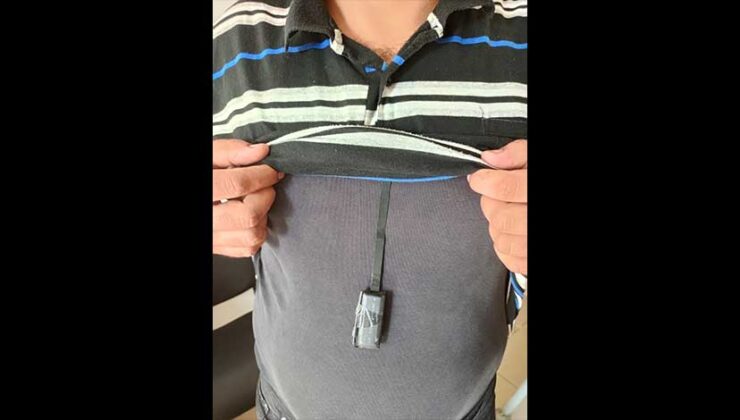 Ehliyet Sınavında Kopya Düzeneğiyle Yakalandı