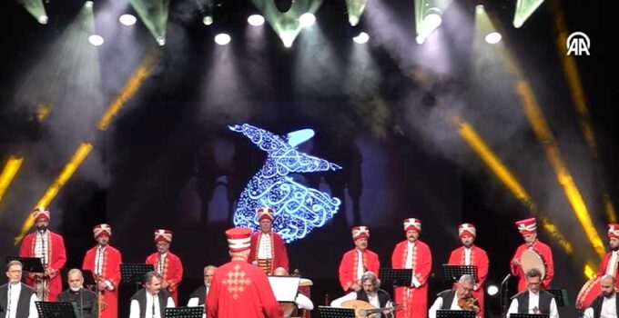 Konya’da 22. Uluslararası Mistik Müzik Festivali 99 Semazen ile Başladı