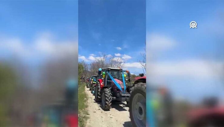 Kastamonu’da Üniversiteli Çift, Tarlada Omuz Omuza Çalışıyor