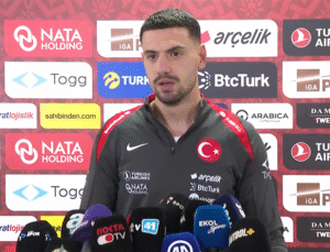 Merih Demiral: “Takım ruhuyla oynadık, hedefimiz Dünya Kupası bileti”