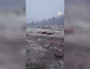 Sinop’un Hacıağaç Yaylası’na Mevsimin İlk Karı Yağdı