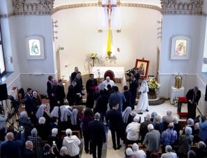 Papa 14. Leo, İstanbul’da Yoksulların Küçük Kız Kardeşleri Huzurevi’ni Ziyaret Etti