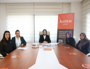 Hatay’da KADEM’den “Şiddete Karşı Hep Birlikte” Kampanyası
