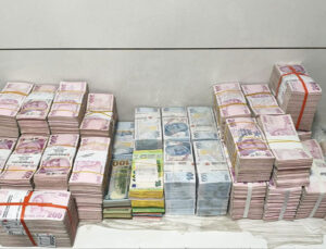 Mersin merkezli yasa dışı bahis operasyonunda gözaltına alınan 4’ü hakem 40 şüpheli adliyede