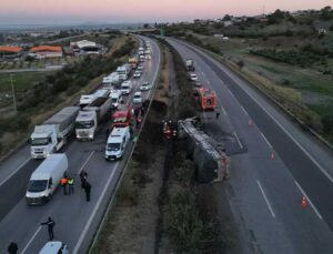 Dörtyol’da Devrilen Tır Alev Aldı: 2 Kişi Hayatını Kaybetti