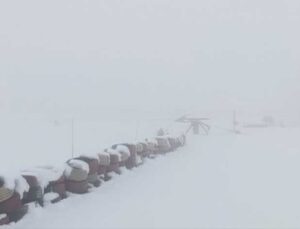 Karacadağ Beyaza Büründü | Mevsimin İlk Karı Yağdı