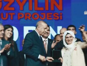 Bakan Ersoy: “Habib-i Neccar Camisi Bin Yıllar Boyu Ayağa Kalkmıştır”