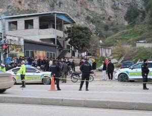 Hatay’da Beton Mikseriyle Çarpışan Motosiklette 1 Ölü, 2 Yaralı