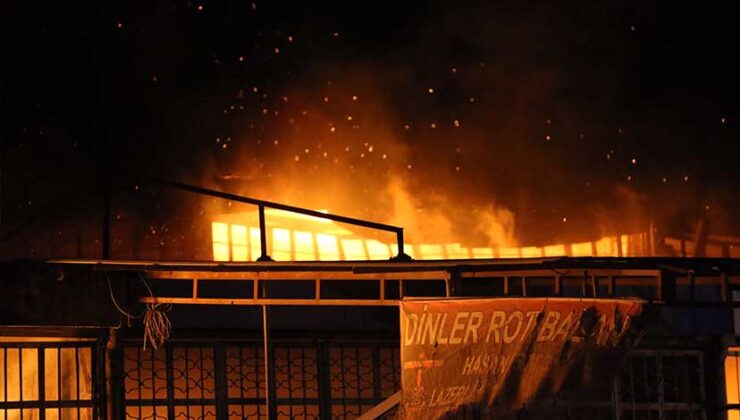 Hatay’da Sanayi Sitesindeki Yangın Kontrol Altına Alındı