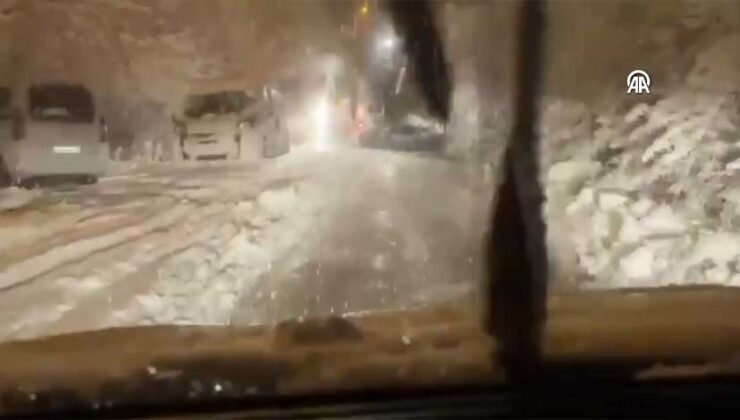 Muş’ta Kar Yağışı Ulaşımı Vurdu: 333 Köy Yolu Kapandı