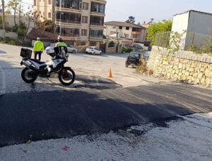 Samandağ’da Okul Önlerine Hız Kesici Kasisler Yerleştirildi