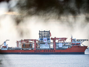 Türkiye’nin 6. Derin Deniz Sondaj Gemisi Mersin Açıklarına Demirledi