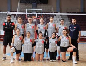 Depremde 8 sporcusunu kaybeden Hatayspor 2. Lig’de zirvede