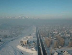Ağrı’da dondurucu soğuklar etkili oldu, nehirler buz tuttu