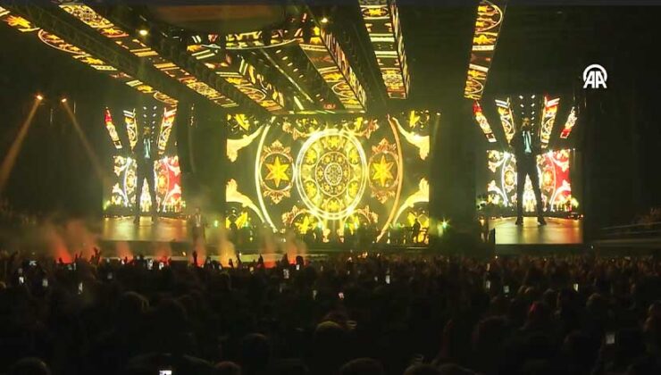 Tarkan, 7 yıl aradan sonra İstanbul’da yeniden sahneye çıktı