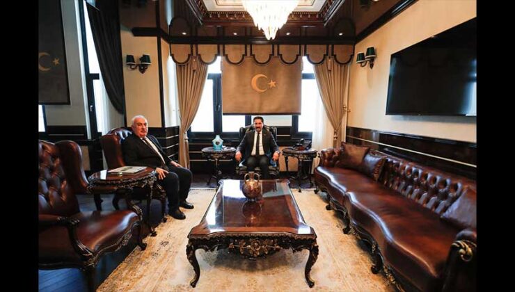 Hatay Valisi Masatlı, Yeşilay Hatay Şube Başkanı’nı kabul etti