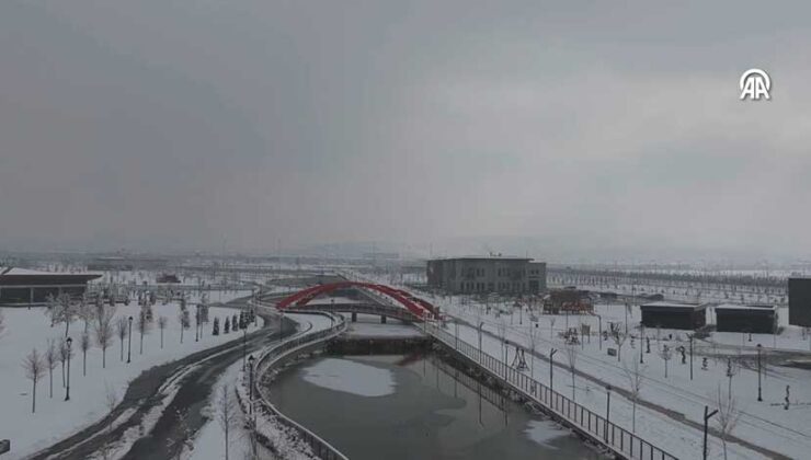 Kayseri’de Kar ve Sis Manzaraları Dronla Görüntülendi