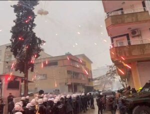 Şanlıurfa’da izinsiz gösteriye polis müdahalesi: 7 gözaltı