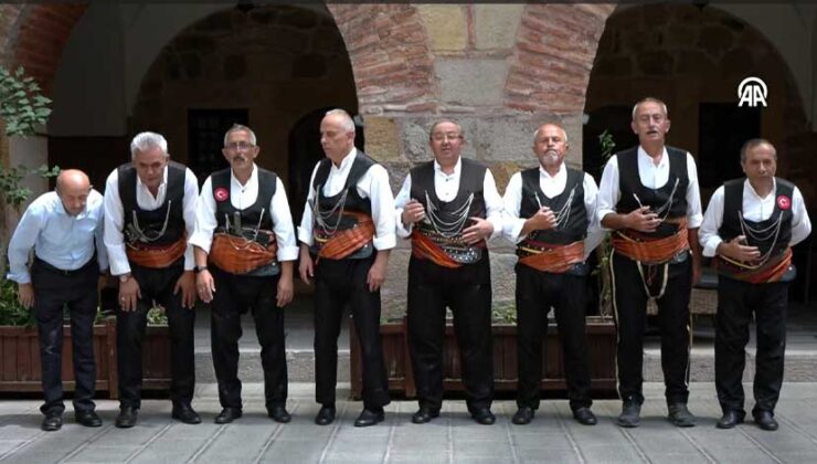 Kastamonu’nun Yöresel Halk Oyunu “Sepetçioğlu”nu Emekliler Yaşatıyor
