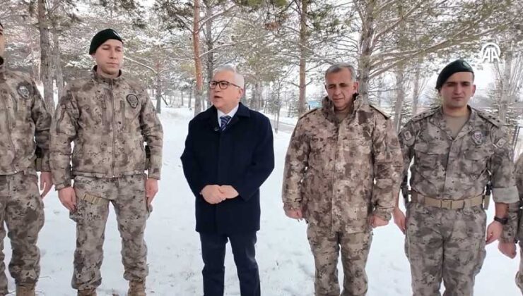 Sivas’ta PÖH timleri Suriye’ye dualarla uğurlandı