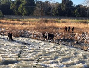 Hatay Dörtyol’da çaya düşen çocuğun cesedi bulundu
