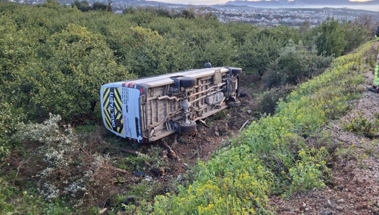 Hatay Samandağ’da Öğrenci Servisi Devrildi: 9 Yaralı