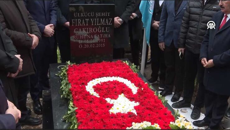 Fırat Yılmaz Çakıroğlu, ölümünün 11. yılında İzmir Bornova’daki mezarı başında anıldı