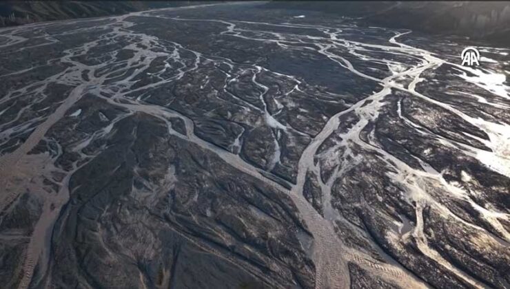 Şiro Çayı Eriyen Kar Sularını Fırat’a Taşıyor