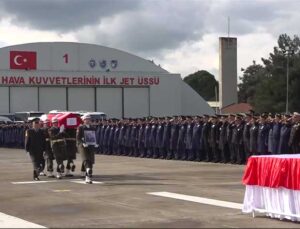 Şehit Pilot İbrahim Bolat İçin Balıkesir’de Askeri Tören Düzenlendi