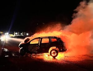 Hatay’da Kaza Yapan Otomobil Alev Aldı