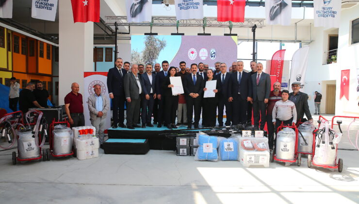 Hatay’da Depremzede Üreticilere Ekipman Desteği Verildi