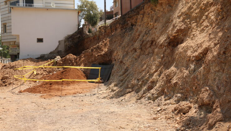 Hatay’da temel kazısında tarihi kalıntılar bulundu