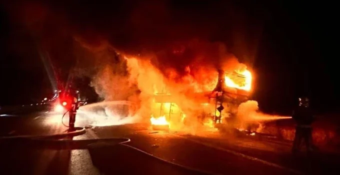 Denizli’de Yolcu Otobüsü Yandı: 7 Ölü, 30 Yaralı
