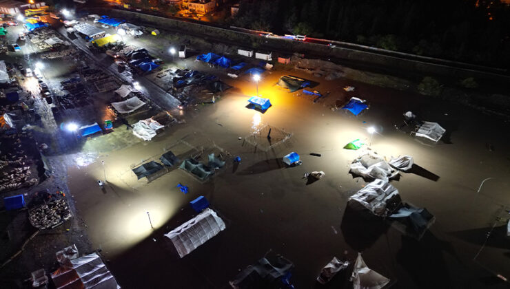 Dörtyol’da Sağanak Felaketi: Evleri ve Yolları Su Bastı