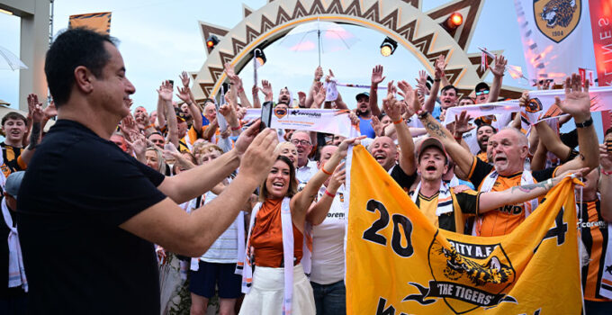 Hull City Taraftarları Premier Lig Coşkusunu Antalya’da Yaşadı